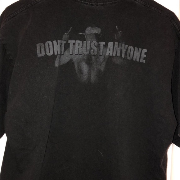 Tee - Picture 4 of 4